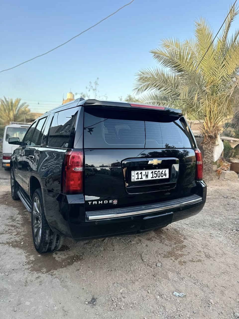 سلام عليكم
#للبيع   CHEVROLET  LTZ
تاهو 2017  خليجي
السيارة ماشية  (150) الف كيلو متر 
سنوية وهزة كلة جديد بسمي رقم بغداد 
📌 السعر // 347 $
المواصفات //LTZ                        
فول مواصفات ١/١ 
٨سلندر 5300
سلايد(فتحة قمارة)
كراسي جلد اصلي
كراسي اثنين كهرباء
كراسي هزار( عند اقتراب السيارة من اي شي )
كراسي خزن(ميموري)
كراسي(تدفئة+تبريد)
كراسي خلفية كهرباء
كراسي خلفية تدفئة
تبريد خلفي شاشة
شحن الهاتف لاسلكياً
ثلاجه
رادار
كروس سرعة
داتا شو DATA SHOW
خمس بصمات
فول تحكم استيرن(جهتين امامي+جهتين خلفي)
استيرن كهرباء
استيرن تدفئة
شاشة عرض الاعطال
صندوك كهرباء(شفط)
نظام السير على الخط
دبل كير(عادي+اوتوماتيك)
دبل حساس(امامي+خلفي)
نظام تحكم بمستوى الضوء الداخلي
مانع تزحلق
منضومة زنون
پدل كهرباء(تحكم كهربائي بالبريك والبانزين)
نظام فتح الابواب لاسلكياً
فور ويل
شاشة امامية كبيرة اصلية
شاشة خلفية DVD اصلي 
كامرة خلفية 
تشغيل عن بعد
قاصة سرية
دوسات كتابة CHEVROLET
اشارة بالمري
مري كهرباء(شفط)
لايت عدسة زنون
لد امامي
سستم_صوت
 
مكان السيارة كربلاء 
‏للاستفسار الاتصال على ***********
