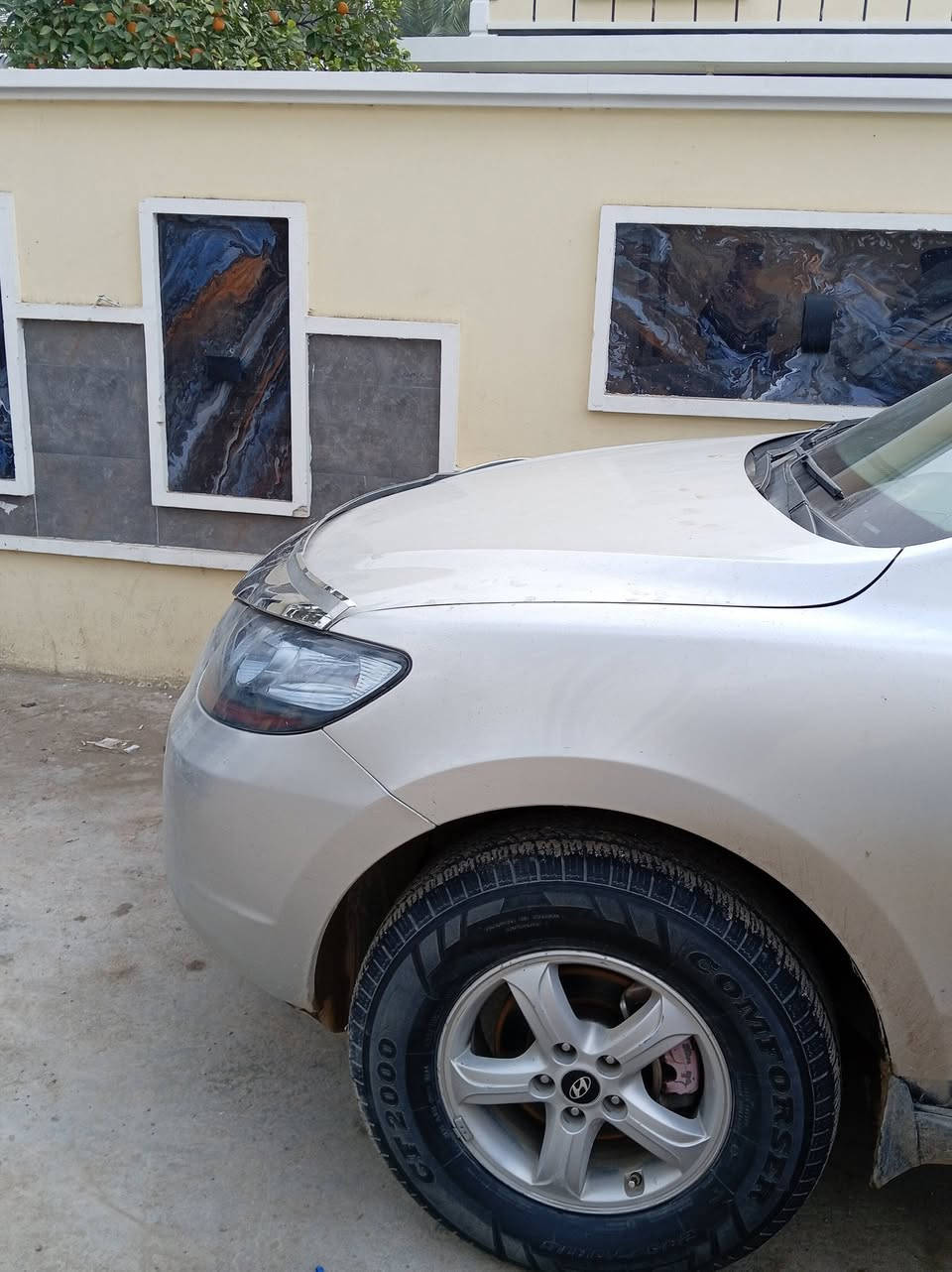 سلام عليكم
سنتافي موديل 2009
وارد أمريكي
بيها صبغ بس جامرلوغ امامي بدون دواخل لغد شاصي كفاله باقي مكفول عل فحص
.
محرك بي صوت انزلك فلوسه من سعرها
كير كفاله
صدر جديد تخم تاير جدد
رقم أربيل انكليزي سنويه وهزه جديد تحويل مباشر
تبريد ثلج تدفئه شغاله
محرك v6 + فور ويل 
السيارة جديدة وصافي لا بارد ولا رصعات كلش حلوة
مابيها نقص
.
مكان ديالى بعقوبه ناحيه العباره
سعر 115 وبيها مجال
***********
