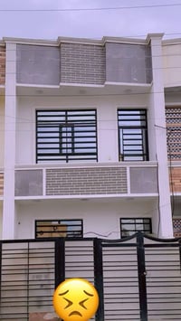 يالله يوجد بيت مساحه 70 متر اللبيع طابقين يتكون غرفتين وصاله ومطبخ وخد...