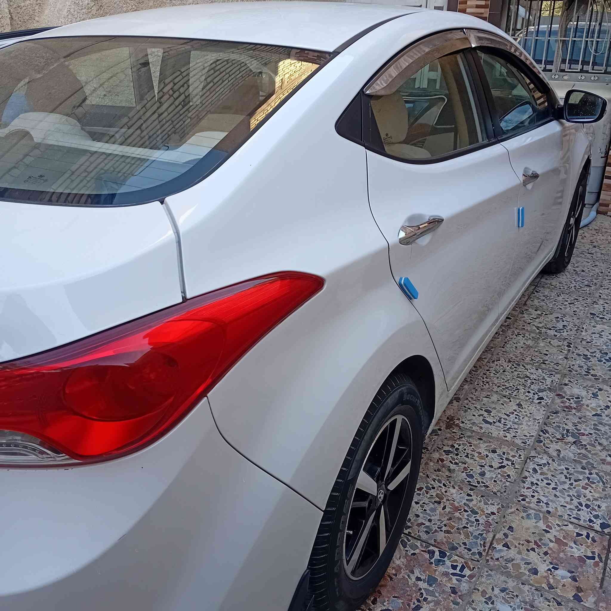 النتر خليجي مكفول ماعده اكو صبغ بلدواسه مكاني بغداد موديل ٢٠١٤ *********** مكينه ١٨٠٠ بغداد رقم انكليزي
