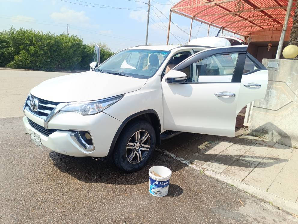 فورجنل موديل 2017 سياره مكفوله من صبغ وتبديل وبارد
سياره نضيفه باسمنه ماشيه 145  7 راكب مكينه 4 سلندر 2700 مكلف بل نشر 

*********** بغداد, العراق
