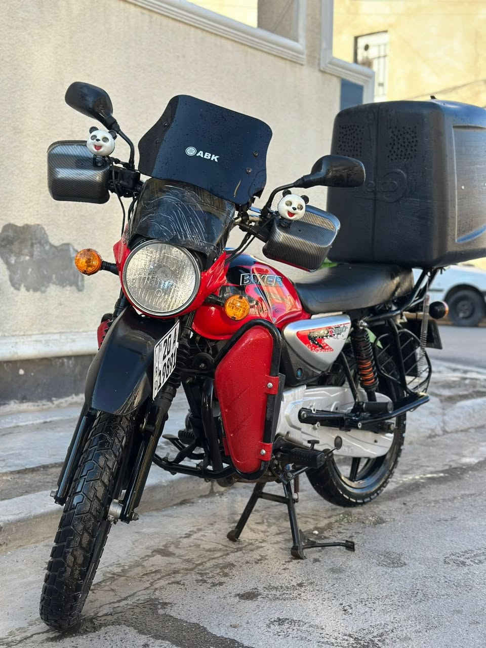 السلام عليكم بوكسر 23مرقم تحويل ثاني يوم غرامات صفر السعر بملونين ونص بيه مجال قليل العنوان بغداد الجديده ***********
