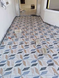 خلفه تطبيك ارضيات جدران سيراميك مرمر كاشي 07740225628 شرط العمل نضافه ...