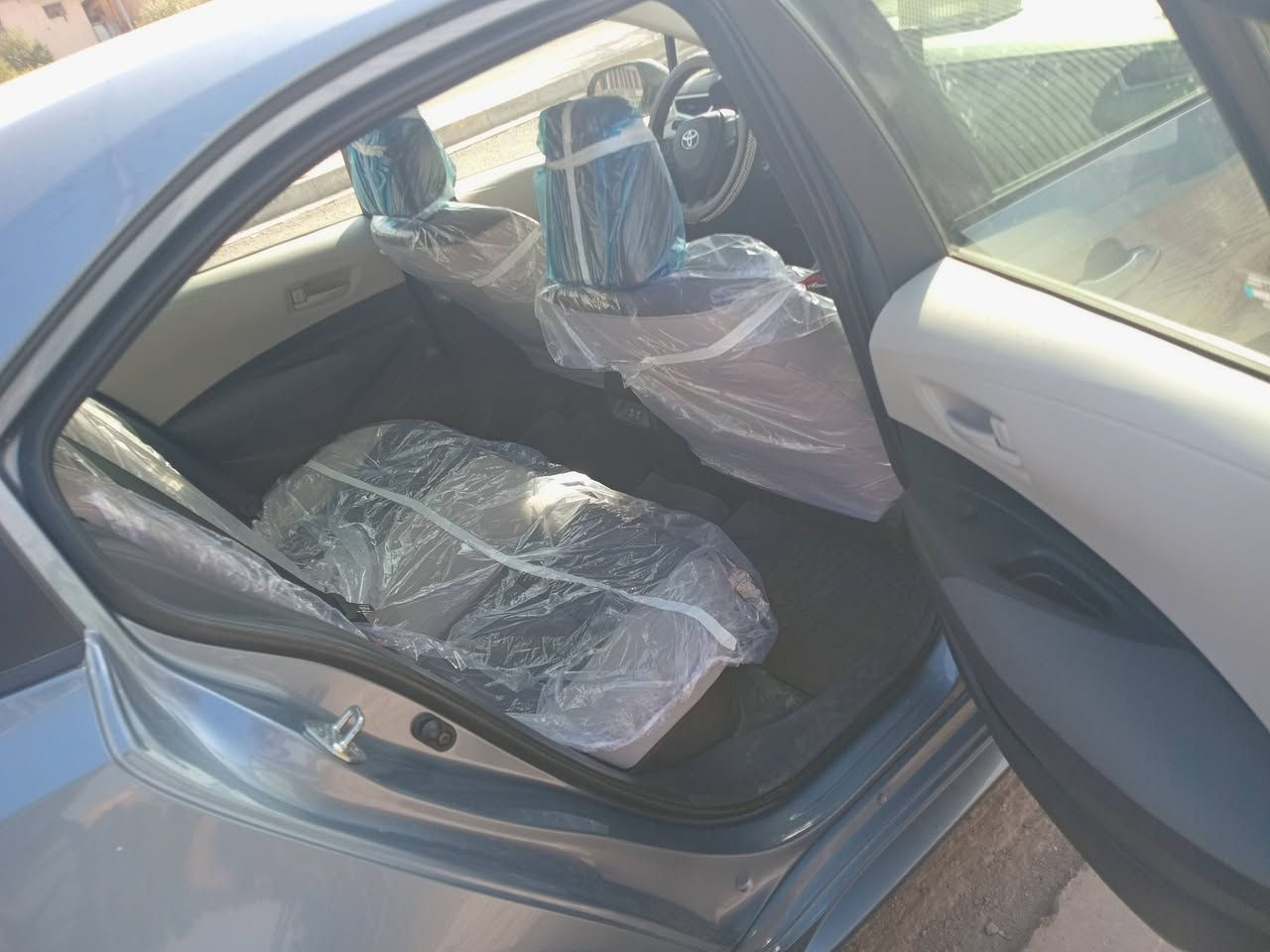 البيع موديل ٢٠٢٣ هايبرد ضرر لبيه طارف لبنيد فقط  موجوده برمادي هاثه رقمي *********** سياره نضيفه
