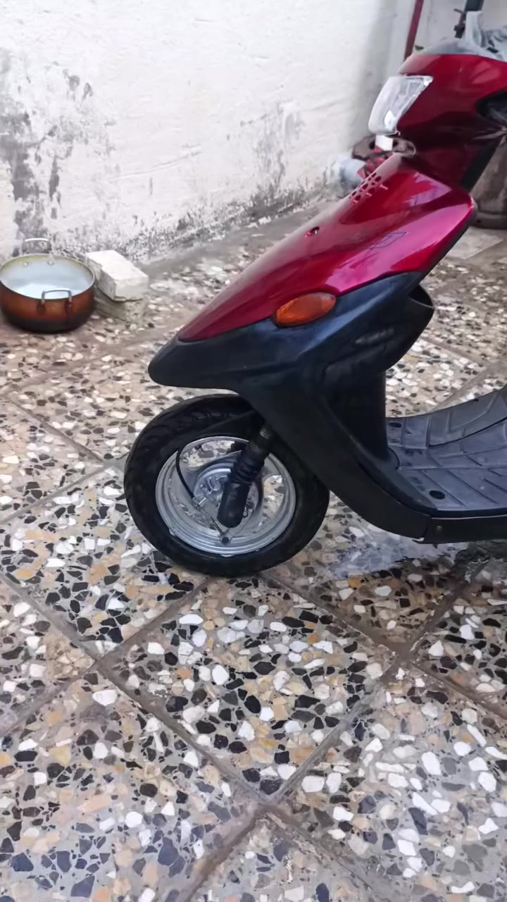 سلام عليكم
دراجه تسعه كلشي شغال سلف هندر نكرة وحدة اشاير لايت بكلايت دراجه ماعوزة شي فقط باتري مال رمبه صارهة ثلاث اشهر من منزلهة من رمبة مبدل بيهة فقط بوشة اصلية نسختين اسويج وقفل جنطه دراجه عوزهة فقط باتري لون ماروني مكاني ميسان ابو رمانه سعر ٥٠٠وبيهة مجال دراجه اوراق بسمي


**إذا كنت صاحب هذا الإعلان وتريد حذفه لأي سبب، رجاءا أرسل رسالة إلى الدعم الفني**