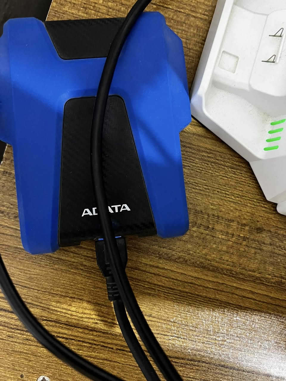 السلام عليكم
اكس بوكس سيريس S
جهاز نضيف ماداخل صيانه
وياه هارد تيره و يوبي اس اصلي ومروحه ٣ سرعات
وحساب بي شهر كيم باس ولعبه جيتي مملوكه بلحساب كل هذا ب ٤٠٠ الف 
يوجد توصيل جميع المحافضات 

‭٠٧٧٦ ٤٢٦ ٠٥٤٦‬
