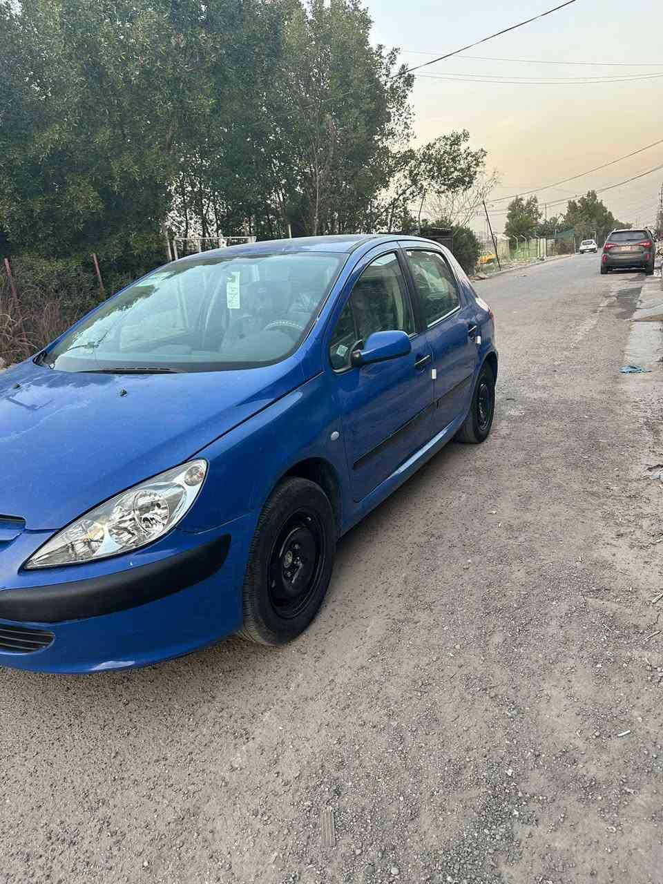 بيجو فرنسي موديل 5 مكينه كير تبريد صدر أمامي خلفي جديد تغم تاير جديد.        خير من لله لسياره أحله من لصور مكفوله من لظربه ولصبغ مكاني لبياع شرطه الرابعه مبالي *********** سعر 48 ورقه لحب يشتري يتصل ماجوب خاص
