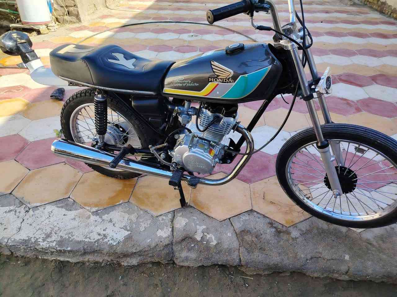 نامه لبيع تعميره 26مكينه سيجي كله اصلي كلك كلك بدون سبيدر سعره 650 بدون سبيدر.. ***********
