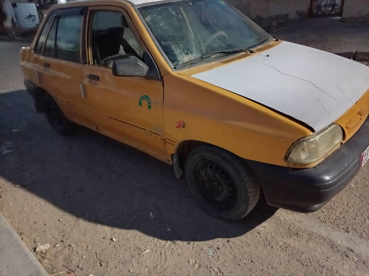 سلام عليكم سايبه م11كير مكينه حداديه مكفولات ميسان سنويه ل27..مصفر هيه غرامات سياره جاهزه..عنواني ميسان نهاوند.. السعر 15ورقه بيه مجال.. اتصال وني خادم ***********
