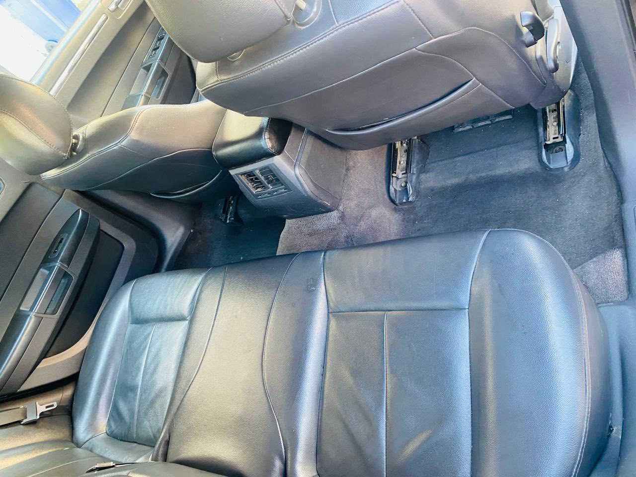 2010 كفاله عامه صبغ وبارد
رقم اربيل جديد 
وباسمي 
جديده بمعنى الكلام رجائا بس شراي يتواصل السعر158  وبيه مجال قليل 
وتساب ***********
مكان السياره اربيل بحركه
