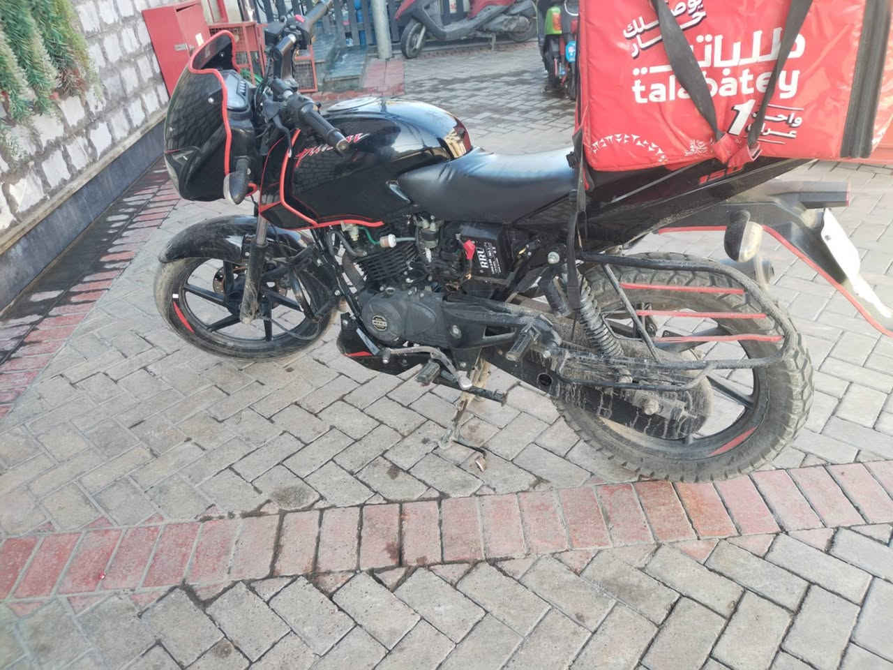 السلام عليكم ،، دراجه بولسر نيون 150cc مرقم بغداد انطوني بيها سعر يرضيني ويرضيكم وبالعافيه على الياخذها // مكاني بغداد / حي العامل ***********
