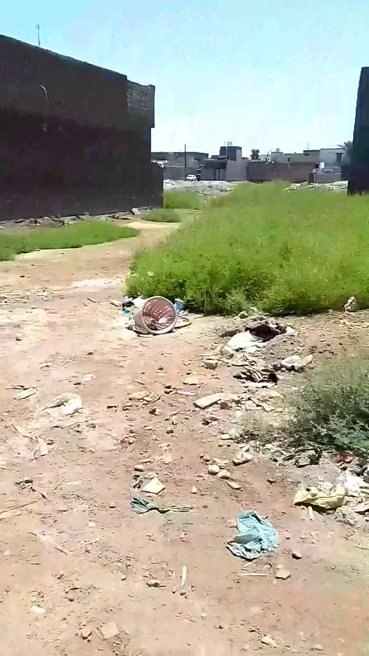 السلام عليكم قطعت ارض للبيع المساحه 300م قريبه عله مزار العلويه شريفه ع خدمات متوفره سند 25 تحول مباشر للستفسار ***********
