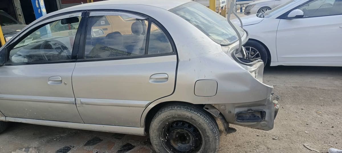 لسياره تعرضت الئ حادث شغاله وتمشي كلشي مابيها لتفيده قيم وخذ قبل مكملها من لدعاميه لل  دعاميه رقم اربيل عندي وكاله حق التحويل ***********
