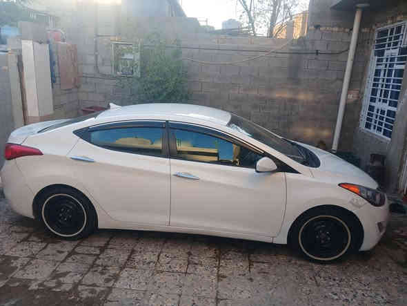 سلام عليكم النتره 13 وارد امريكي  ليبل واحد ضربته  بصيطه  شبر من جاملغ وربع صابع من الباب
مكينه 1800 نضيفه  تخم تاير  سياره بسمي رقم نكليزي مكاني بغداد سعر 110  ***********
