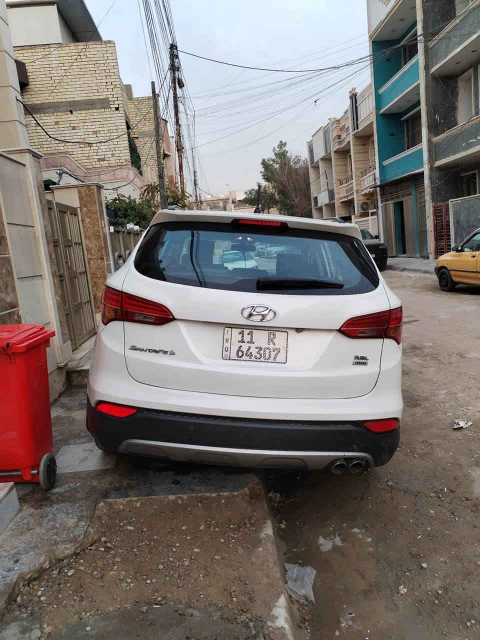 السلام عليكم
هونداي سنتافي
للبيع موديل 2014
خليجي فول مواصفات 1/1
رقم بغداد دولي وهزه وسنويه جديده تحويل مباشر
مكينه 6سلندر خير من الله لاتنقيص ولاتبخير 
كير خير من الله 
حداديه جديده
تخم تاير 
تبريد ثلاث قطع ثلج 
تدفئه شغاله
مواصفات السياره 
بصمة تشغيل وبصمة ابواب
بنوراما 
كشنات جلد 
كشنات كهرباء
كامره دواره
بك لايت لد
لد امامي نهاري
تحكم ستيرن جهتين
لايت زينون اصلي شرط نهار
مانع انزلاق
نظام ECo
فور ويل
حساسات امامي
حساسات خلفيه
مري شفط 
تثبيت سرعه
ترحيب عند الاقتراب
ماشيه 160
السياره بيها قطعتين فقط بدون حادث والسونار موجود بالصور 
السياره نظيفه واستخدام شخصي 
المكان النجف
السعر١٧٥ وبيها مجال 
للاتصال ***********
