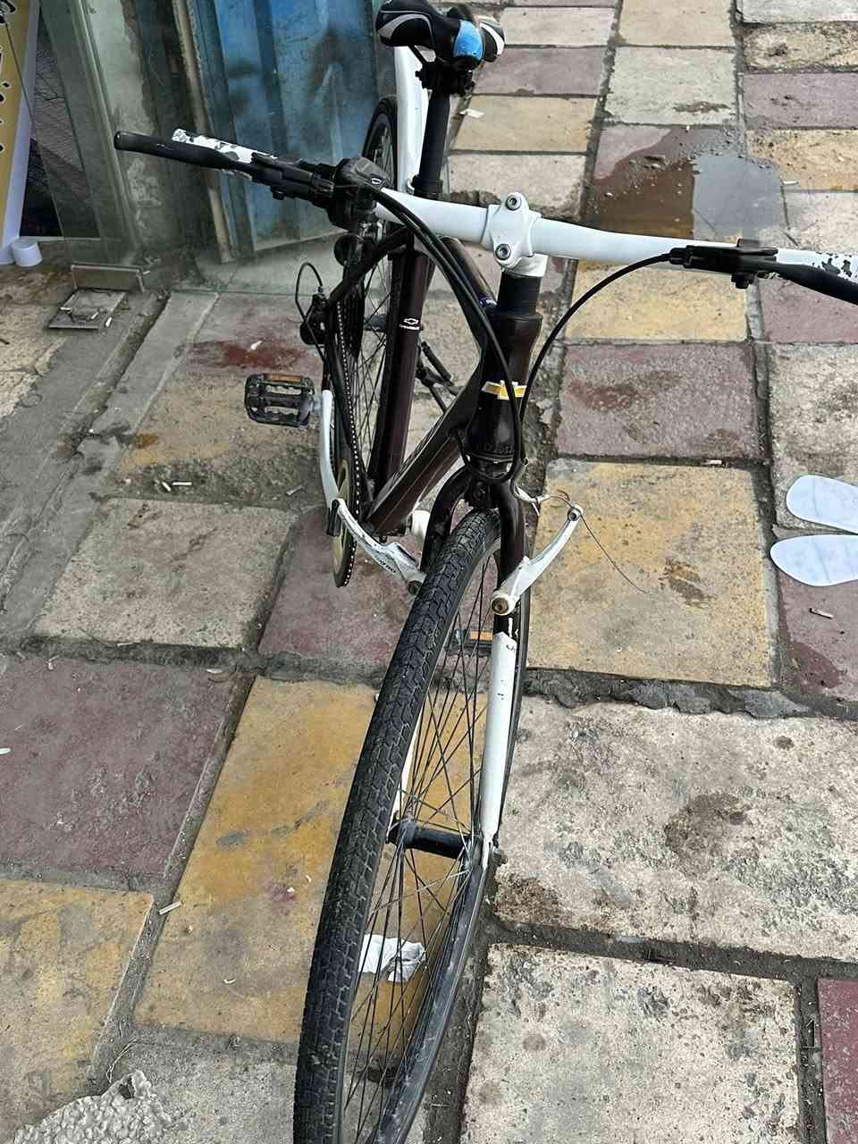 للبيع
***********
