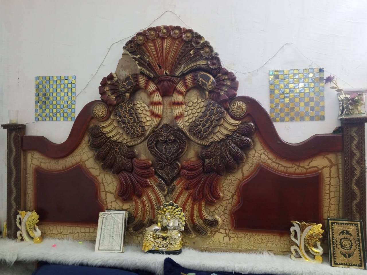 غرفه للبيع السعر خاص مكاني الشطره ***********
