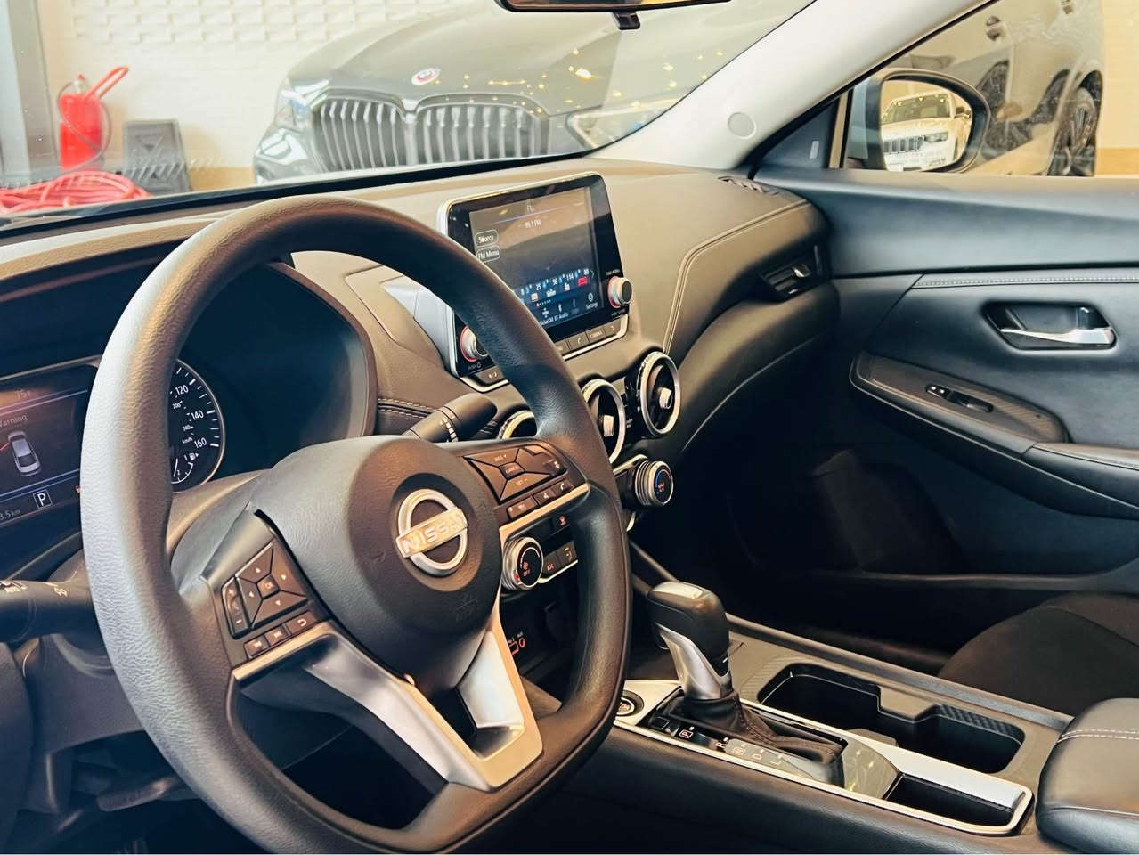 NISSAN SENTRA 2024 SV
شاشە گەورە رادار 360 ئۆتۆ ستارت ستۆپ نیزام ئیکۆ  سەیارکە دوو پاجەی سبوغە بێ ژۆری ئارباگ سوکان سیستەمە دوو شوختی بجوکی هەیە لای سایەق قەلەمکاری کراوە  گێر مەکینە رادار هەموو شتی بەشەرتە سعری 117$ أربيل, العراق


**إذا كنت صاحب هذا الإعلان وتريد حذفه لأي سبب، رجاءا أرسل رسالة إلى الدعم الفني**