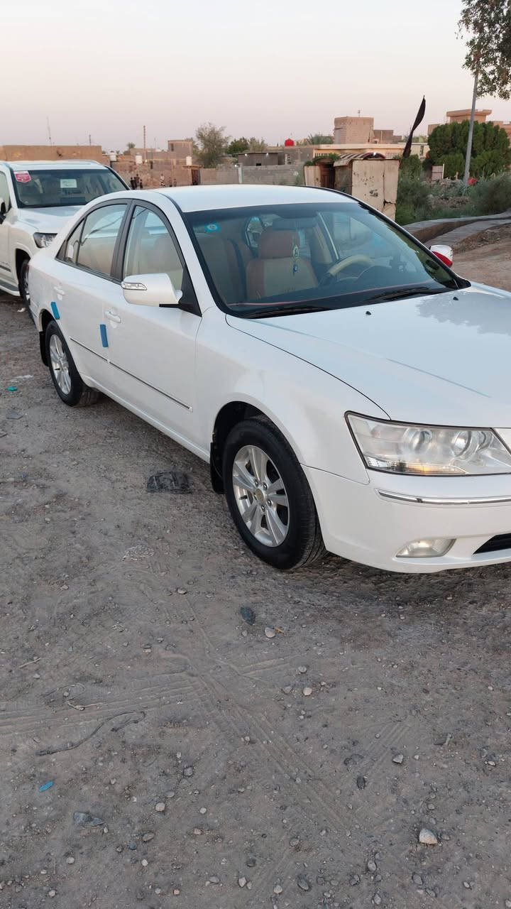 السلام عليكم
سوناتا 2009 محرك 2400 مواصفات معروفة مكفولة ماعدا 3قطع صبغ بدون اي ضرر اثر خدوش الاستفسار اكثر *********** السعر 125 ومجال قليل
