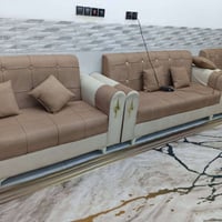 تخم كلش نضيف استخدام قليل 12مقعد السعر 800وبي مجال بسيط 07815448846