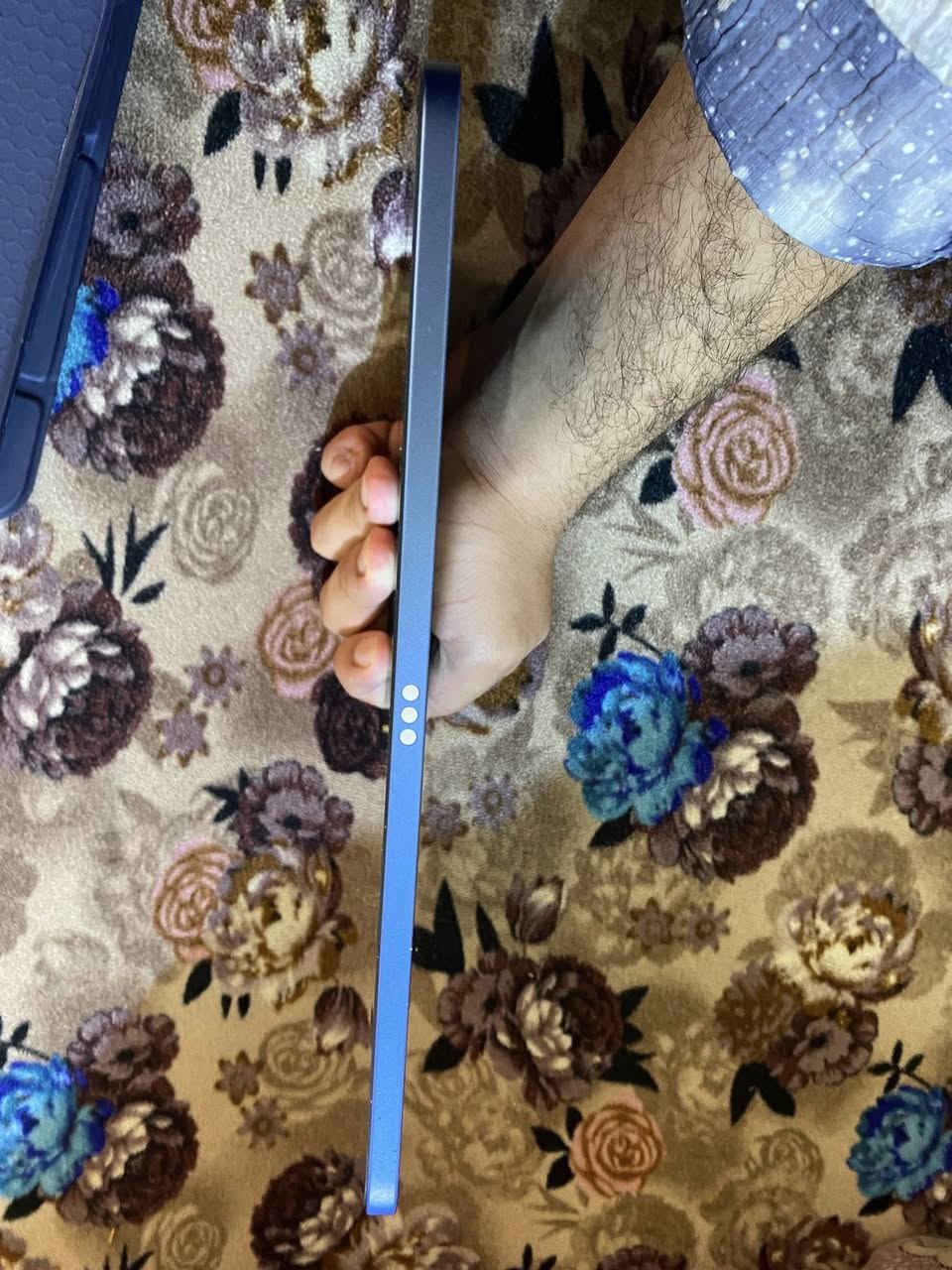 ايباد 11معالج ال a16
للبيع 
ذاكره 128
السعر 470 مع ملحقات كامله وضمان ماستر


**إذا كنت صاحب هذا الإعلان وتريد حذفه لأي سبب، رجاءا أرسل رسالة إلى الدعم الفني**