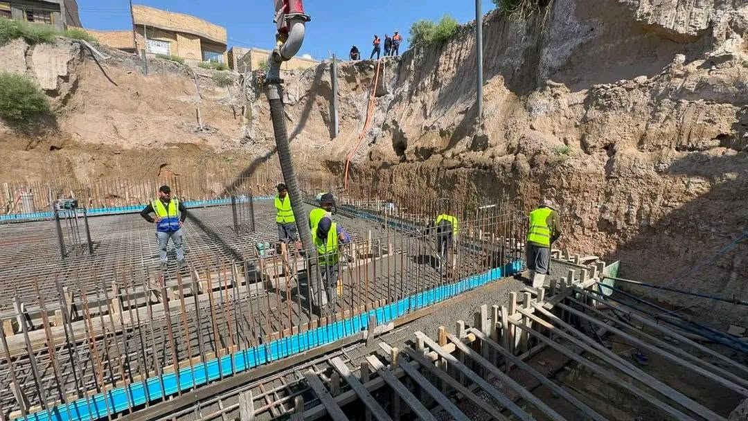 #أعمال صب أساسات حوض مياه الأمطار والصرف الصحي لمحطة الرفع  ضمن مشروع مجاري سبع البور، تتواصل وفق البرنامج التنفيذي المعتمد، وبإشراف ومتابعة دائرة المهندس المقيم، مع الالتزام بالمواصفات الفنية والهندسية المعتمدة لضمان جودة التنفيذ وديمومة العمل، لما لهذا المشروع من أهمية كبيرة في تعزيز البنية التحتية وتحسين خدمات الصرف الصحي ومياه الأمطار في المنطقة.


**إذا كنت صاحب هذا الإعلان وتريد حذفه لأي سبب، رجاءا أرسل رسالة إلى الدعم الفني**