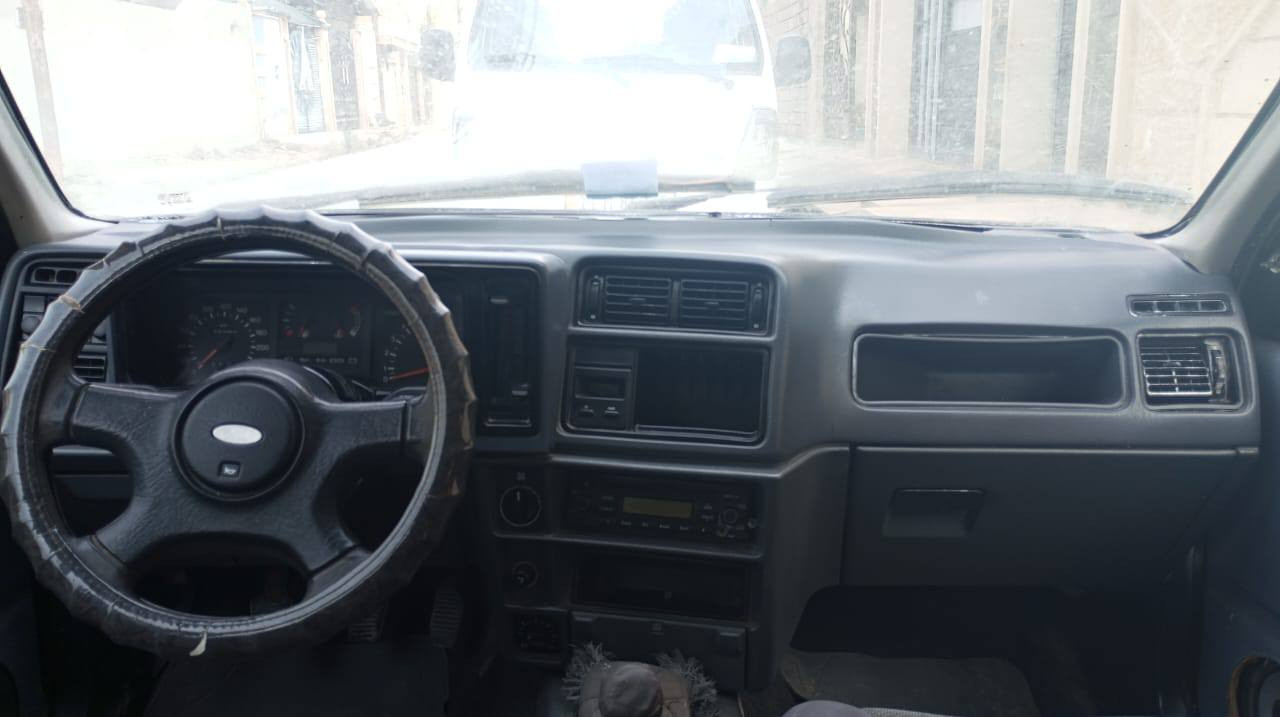 فورد موديل  ٩٢ للبيع كير محرك شرط كاربون موجود بدون ضرر سياره نضيفه وايرمنيه كلها شغالة شرط التحويل السعر ٢٠
***********
***********
