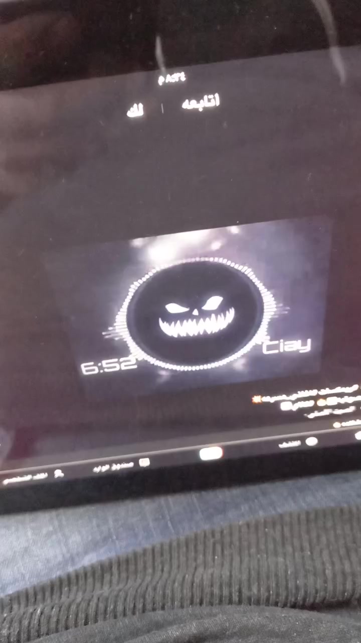 ايباد ابل حجم كبير   قديم 
ذاكره ١٦ 
ب٣٠ وبي مجال  دوانيه 
كيبل شحن موجود جديد 
بطاريه متصرف ولا تهبط عله لفحص 
برامج شغاله بيهن منزل بي ماسنجر فيس توكتك يتيوب واذا تريد نزلك بعد برامج  وتفحص ياله تاخذ 
علق ودخلك خاص 
***********
