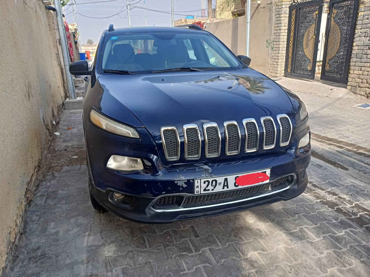 4 سلندر
مكينة 2400
فئتها سبورت
اللون(نيلي)
كامرة دواره
السايد بريك اوتو
تبريد قطعتين 
عدة منافذ تايب سي و usb
وارد امريكي جاملغ وبنيد
رقم واسط
السعر 110 ورقه  وبيها مجال
مكان الكوت 
‭***********
