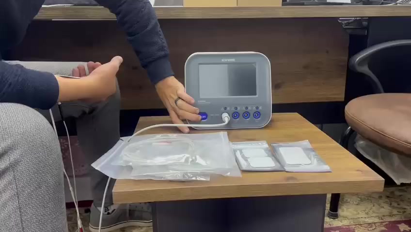 اقوي جهاز بايوفيد باك 👌💥
Konmed Biofeedback Nerve & Muscle Stimulator KM560

جهاز متكامل لتأهيل الأعصاب والعضلات وقاع الحوض
✔️ EMG Biofeedback لتقييم دقيق لقوة العضلات
✔️ برامج تدريب عضلي (بطيء – سريع – انفجاري)
✔️ ألعاب EMG تفاعلية لرفع كفاءة التأهيل
✔️ تأهيل قاع الحوض للنساء والرجال
✔️ برامج متخصصة لما بعد الولادة
✔️ علاج ضعف العضلات واضطرابات الحركة
🔹 قناتين EMG + 2 أو 4 قنوات تحفيز
🔹 شدة تحفيز من 0 إلى 99
🔹 حفظ وتسجيل بيانات المرضى
🔹 تقييم سريع أو تقييم قياسي
🔹 برامج جاهزة + أوضاع مخصصة
🔹 استخدام إكلينيكي احترافي للعيادات والمراكز
ضـمان عـام كامل
توصيل لجميع المحافظات 🚛 
تسليم الاجهزه من خلال مهندسين متخصصين 🧑‍🔧 
 #للـتواصل 015 55741229 
01224836636 📱
#دكتور_علاج_طبيعي
#دكتور_مسالك_بوليه 
#دكتور_نسا_وتوليد


**إذا كنت صاحب هذا الإعلان وتريد حذفه لأي سبب، رجاءا أرسل رسالة إلى الدعم الفني**