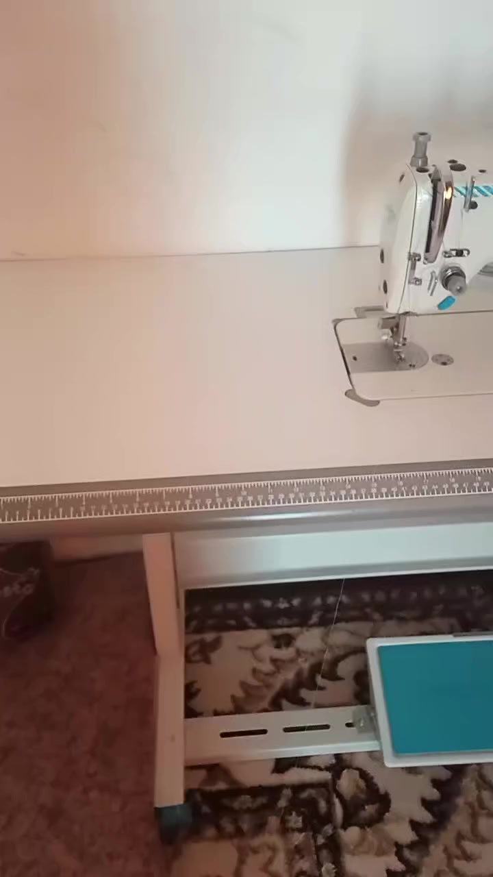 للبيع مع مليكانه مامستخدمه بنايلون مع ملحقات المكينه ابر +دبه دهن +مكوك احتياط +مقص كبير فصال المكينه مامستخدمه مره واحده فقط


**إذا كنت صاحب هذا الإعلان وتريد حذفه لأي سبب، رجاءا أرسل رسالة إلى الدعم الفني**