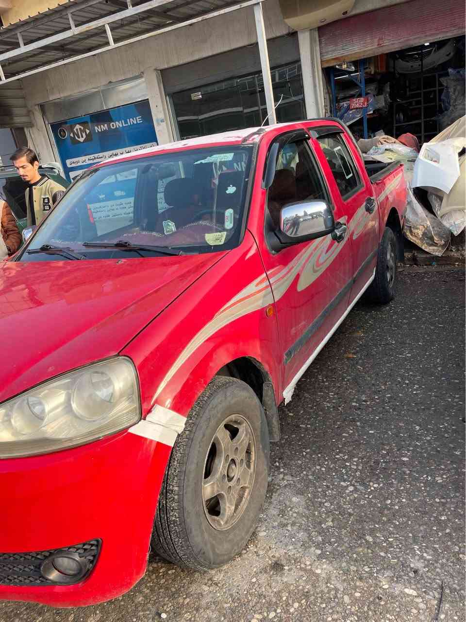 2013 Aro Graat wall · Truck · Driven 150,000 kilometers

گريت وول دير مرزي 
موديل:٢٠١٣
كير و مكينه ب شه رت 
منفيست عسلي 

سعر:٥٤ وه ره قه
***********
*********** زاخو, دهوك
