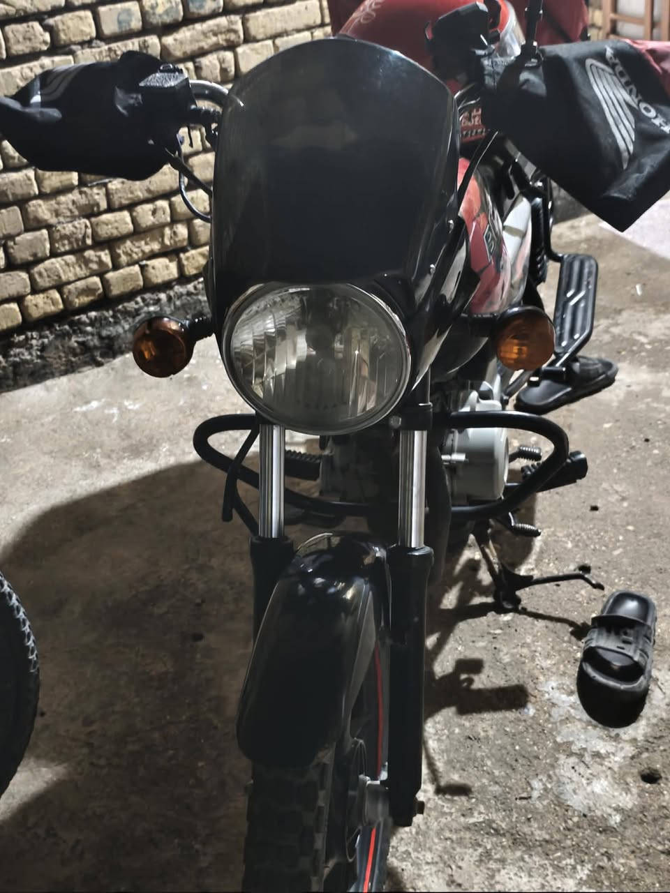 سلام عليكم بوكسر للبيع مديل 20 اوراق مفتوحه ***********
