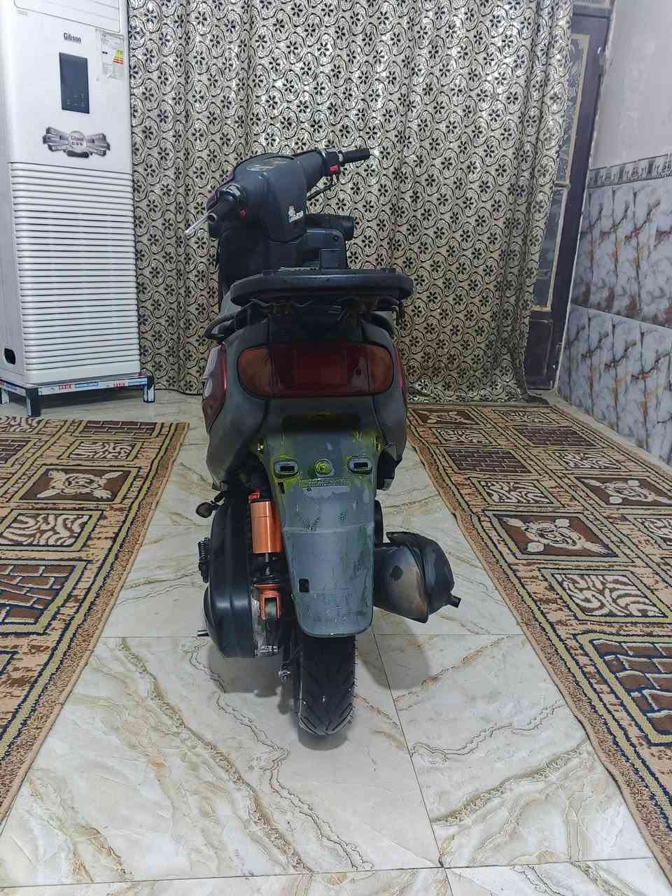 السلام عليكم دراجه منغولي للبيع موديل 2003ما مفتوحه كهربائياته كله شغاله سلف هندر سعر 350مكان كربلاء حي العامل الاتصال على رقم ***********

