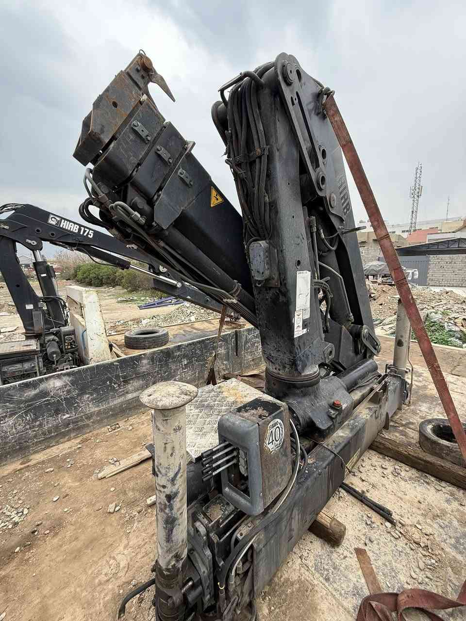 للبيع كرين هياب ريمود كنترول ٣ سلايت ٦ طن رجلين مخالف 
***********
***********
سعر ١٣٠ بي مجال
