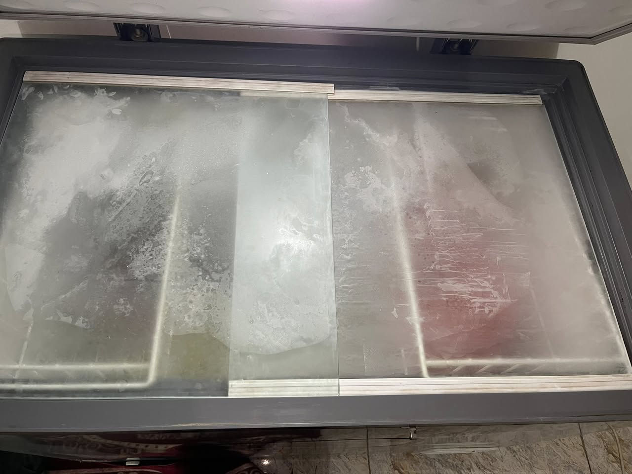 مجمد 12 قدم نظيفه السعر 150
***********
