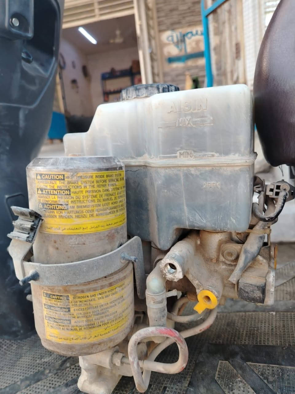 سلام عليكم سعر ٥٠٠الف شغال كامل عل فحص ***********
