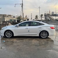 ازيرا • ٢٠١٢ • مشي ٢٤٠٠٠٠