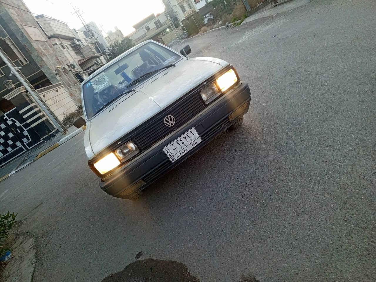 السلام عليكم برازيلي موديل 1987سياره جاهزه خمسه نمر السياره مال جناي اترايك 180وكلشي بيه شغال علا وضع الشركه جام كله نفس الرقم ابلادي حتا البك البيض شغال سياره جاهزه اترايك الربيل مكان السياره بغداد البياع معروضه ابمعرض السعر 39وبيه مجال حك الجيه والشراي يتصل ***********
