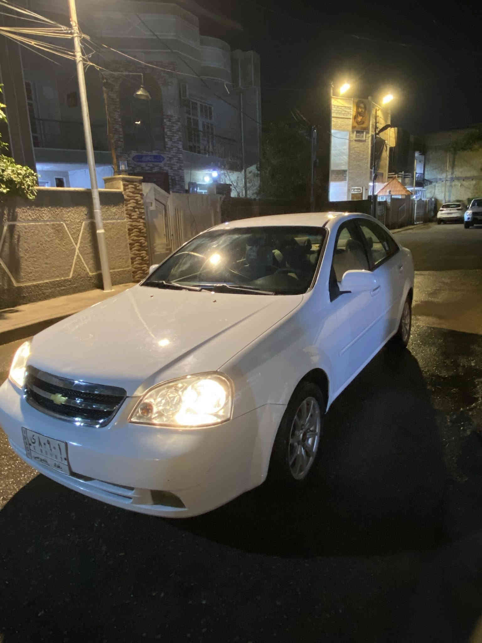 اوبترا 2012 ماشيه 185 الف مكفوله كير مكينه تبريد كلشي جاهز بيهة تخم تاخير حديد صدر امامي خلفي حديد داخلهة كلش نضيف مال شركه ع ايدي 
صارت بيهة هاي ضربه بلباب ابو دراجه ضربهة وهيه واكفه فقط وبعدني ممصلح ابيع ع ضربتهة باقي سياره كفاله قطره صبغ مابيهة  سعرهة90 وبيهة مجال مكاني بغداد شعب
