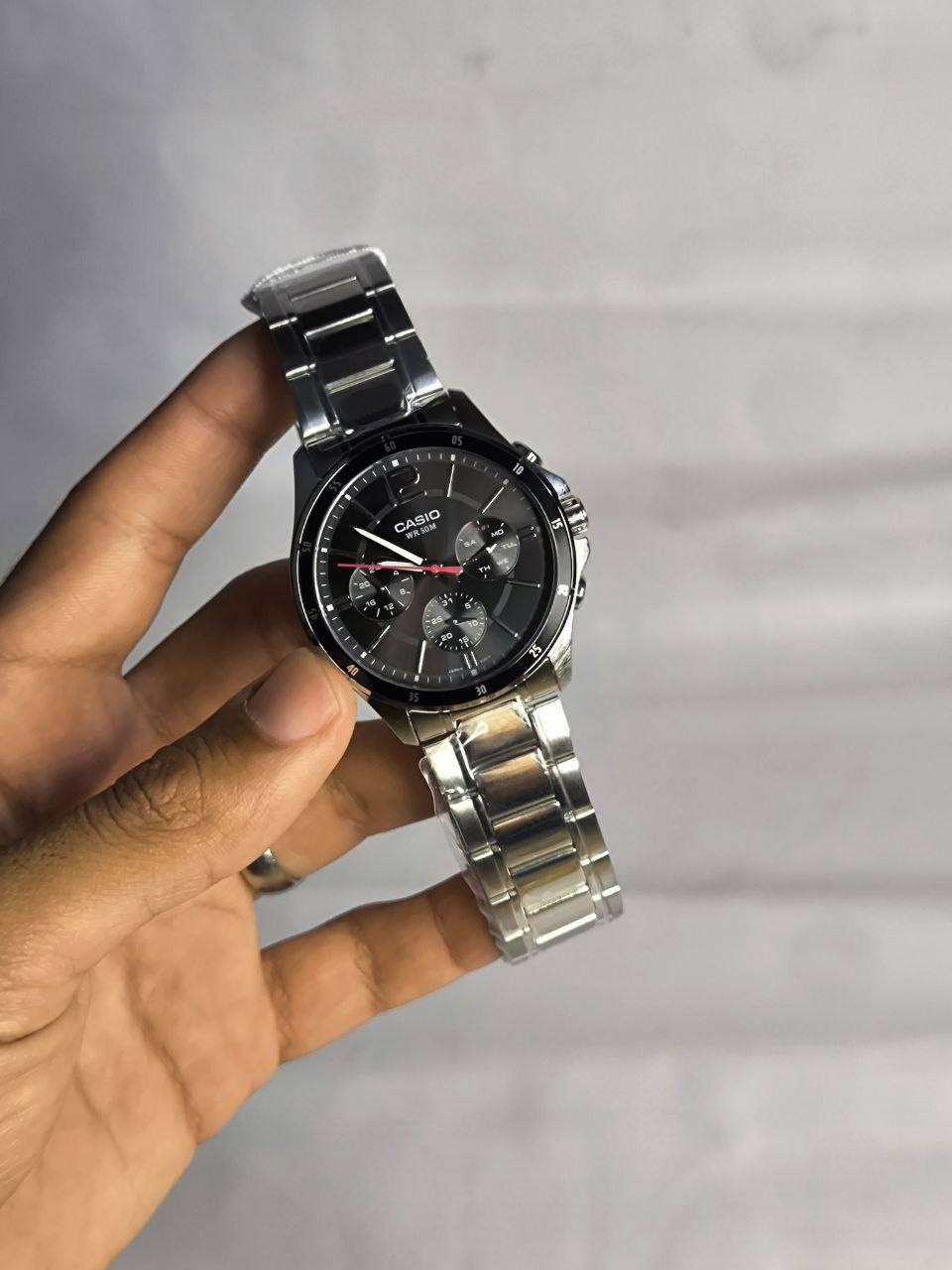 كاسيو Casio اصلي وكالة

تحفة فنية
مكينة كوارتز ياباني (جميع السناتر شغاله)
ميناء اسود مميزة
سنتر عداد اسبوعي + سنتر تاريخ شهري + ساعات
زجاج سافاير ضد الخدش 
 مقاومة ماء حتى 5 بار 
القطعة مختمة بالكامل
🔴ضمان سنتين وكالة

⚠️ملاحظة متوفر قطعة واحدة فقط 

السعر :- 135 الف ع اول تم 
السعر غير قابل للتفاوض 
للحجز والاستفسار يرجى مراسلة الصفحه


**إذا كنت صاحب هذا الإعلان وتريد حذفه لأي سبب، رجاءا أرسل رسالة إلى الدعم الفني**