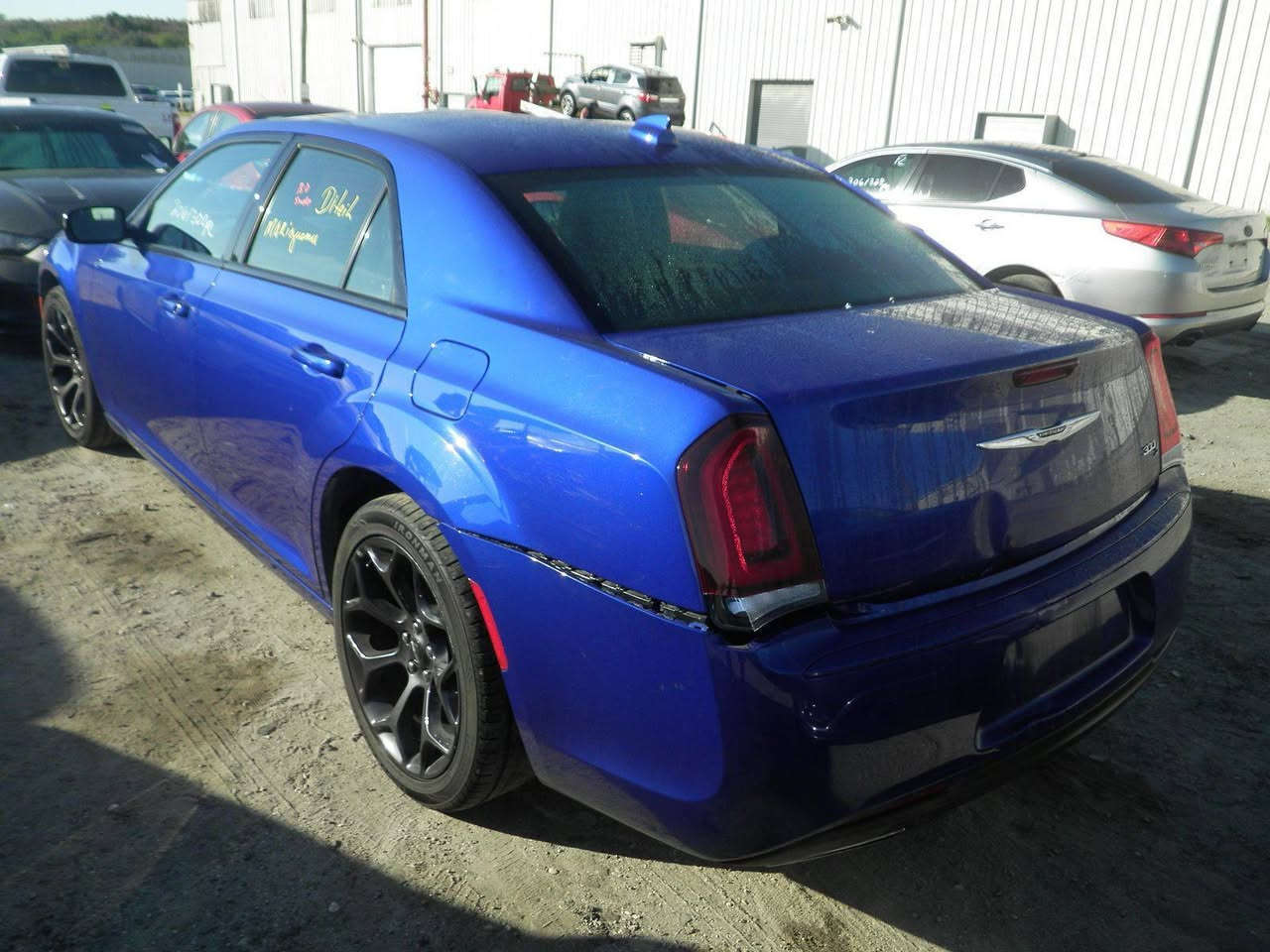 اوباما وارد أمريكي الحادث مرفق دعاميه خلفيه
علمنا السياره 19 اصل
مواصفات S فول شاشه كامره تحكمات دواخل جلد كشن كهربائي بصمه منضومه زنون
سياره جديدة وجاهزه لاخير بدون نقص بدون ايرباك
ما مشتقله خط ماشيه 70
رقم بغداد الجديد
السعر 245وبيه مجال للاستفسار الاتصال على الرقم ***********
