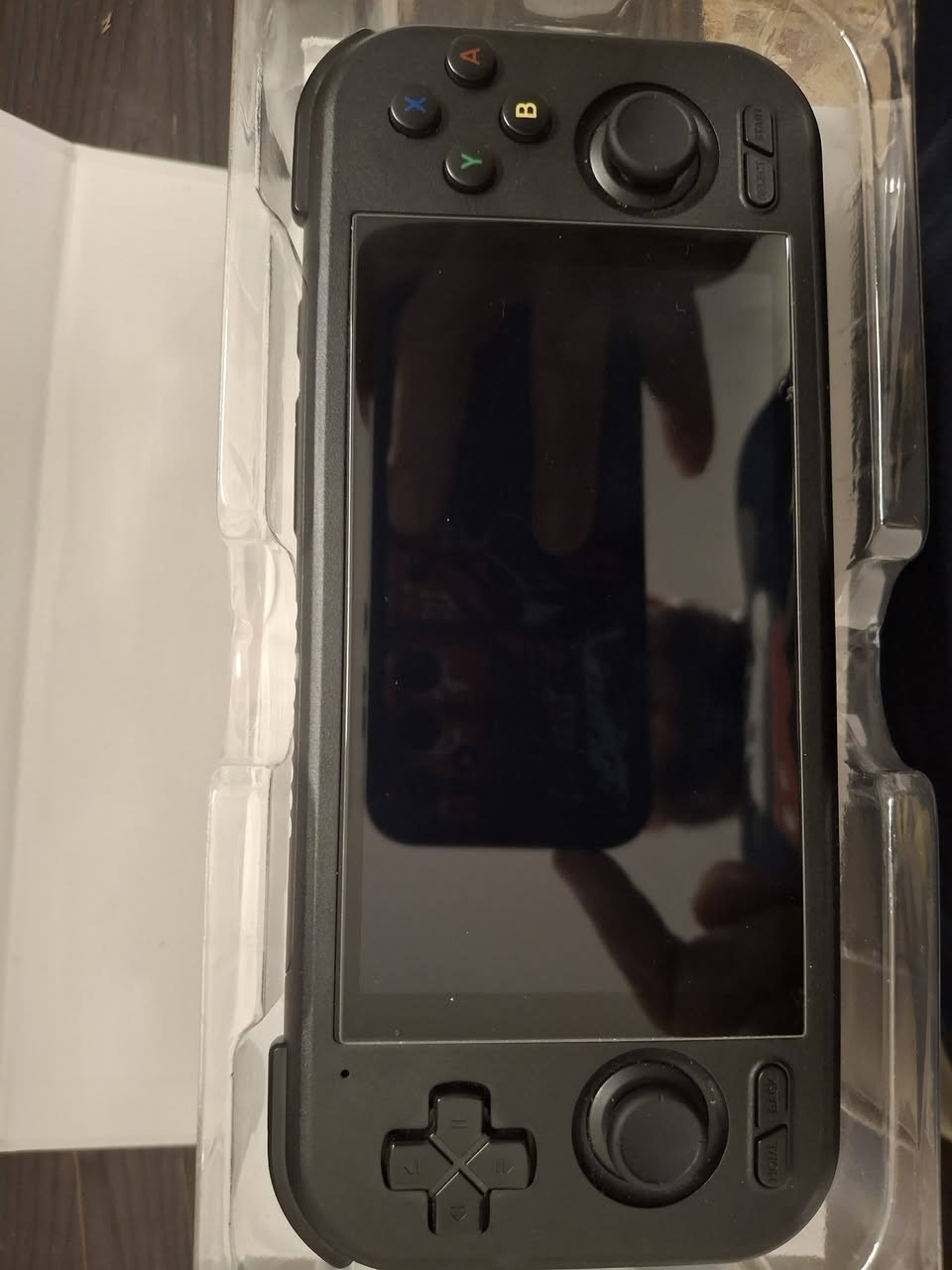 للبيع جهاز محاكي العاب pocket4  نظيف جدا مع كامل ملحقاتة نظافة فول يشغل العاب بلي 1 وبلي 2 وpsp ونانيتندو سويج وwiiو dream cast و sega وكل اجهزة الالعاب الاقدم
الجهاز قوي وميقطع ويشغل العاب بلي 2 بسلاسة

نظام الجهاز اندرويد 13

رام 4 جيجا عشوائية 

هارد 128 جيجا 

معالج media tak dimensity 1100

بطارية 5000 مليمبير

شاشة لمس 

وياه رام خارجي 128جيجا

عرض على شاشة سمارت  Tv cast 

الجهاز قوي وميقطع ويشغل العاب بلي 2 بسلاسة 

السعر 170 الف 

رقمي ***********
