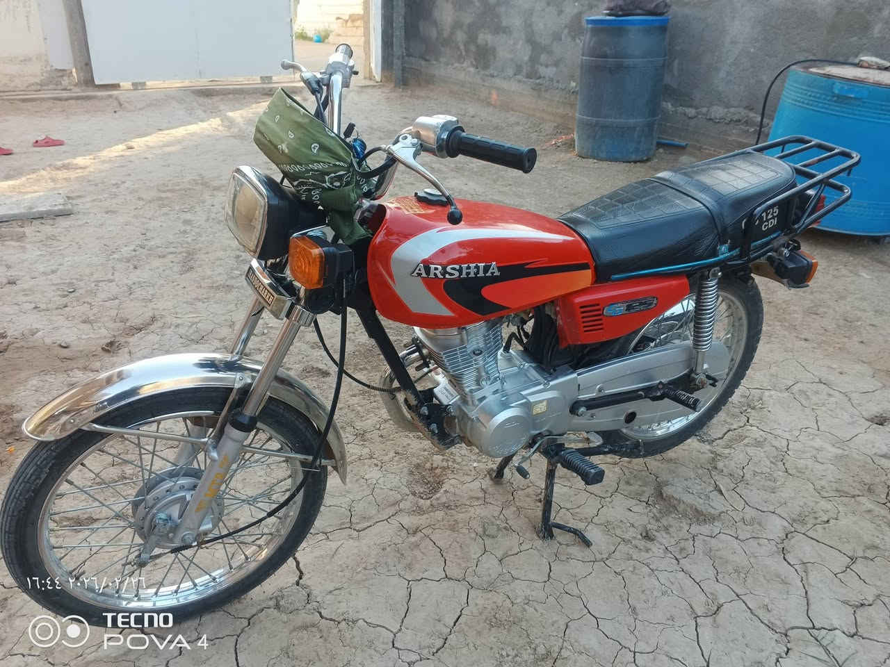 السلام عليكم
ارشا كلك للبيع دراجه نضيفه برغي ما مفتوح منها 
السعر 350 فقل ❤️
***********
