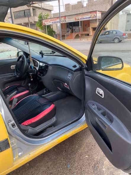 🔴“Kia rio 2006”
سلام عليكم كيا ريو موديل (٢٠٠٦) سيارة بدون ضرر شرط 
السيارة محرك وكير شرط 
هيئة وغرامات مصفرة 
طخم تاية بالسيارة
رقمها انبار الدولي 
(كير عادي) 🔴
السيارة حلوة ونضيفة مايحتاجلها مصرف 
تحكمات ستيرن ✅
تبريدها ماشاءلله ثلج ❄️
الشرط الوكالة والتحويل ✅
#السعر_70
للاستفسار(***********)
