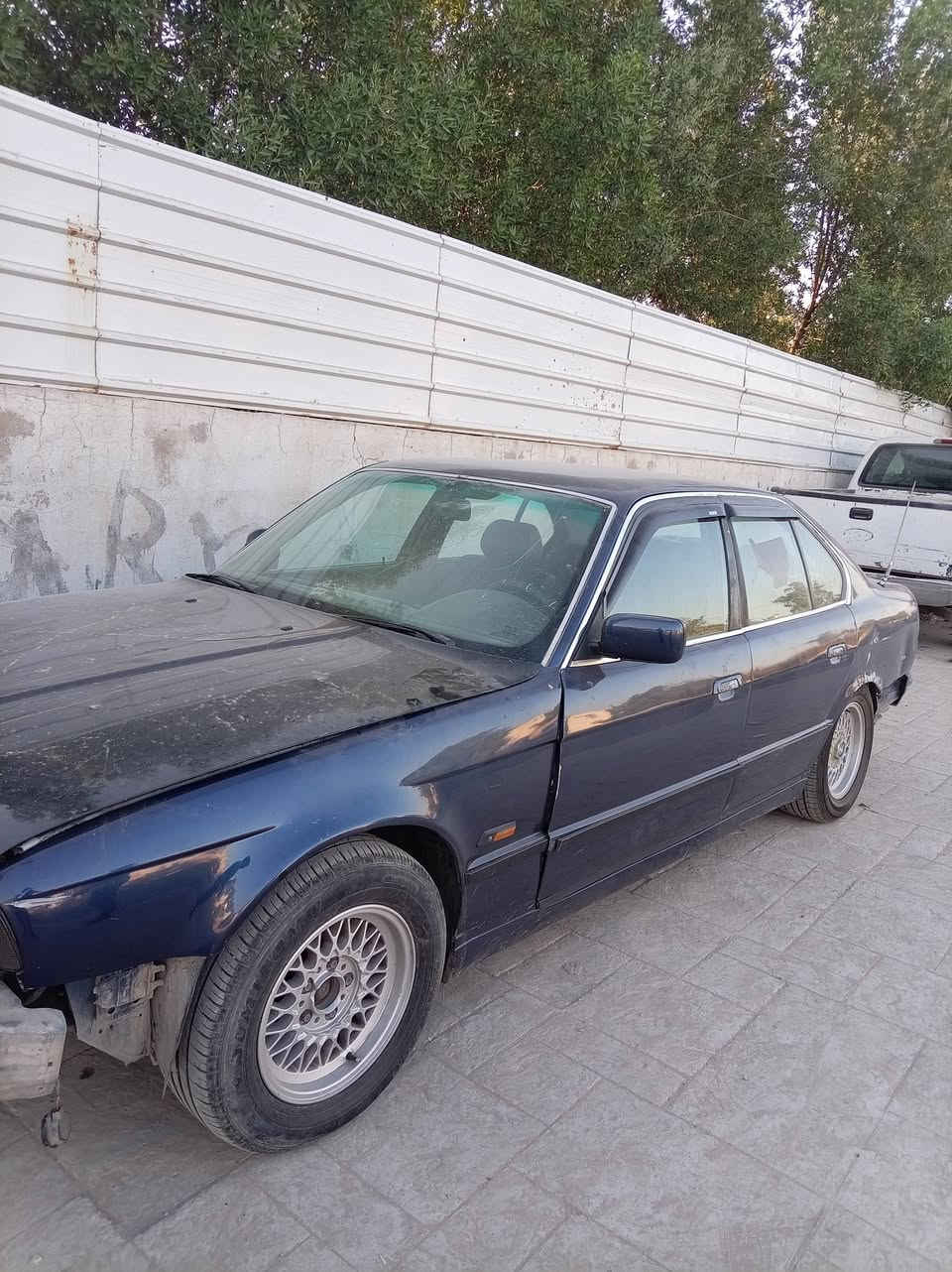 سلام عليكم
سيارهBMW  535
البيع سياره صار بيه حادث ابيع ع وضعه سياره شغالة وكلشي شارحلك بفديو اخون سياره بسمي تحويل ثاني يوم
مكان السيارة الشعب حي بساتين مدخل شقق عمار الحكيم
السعر ٣٠
***********
***********

