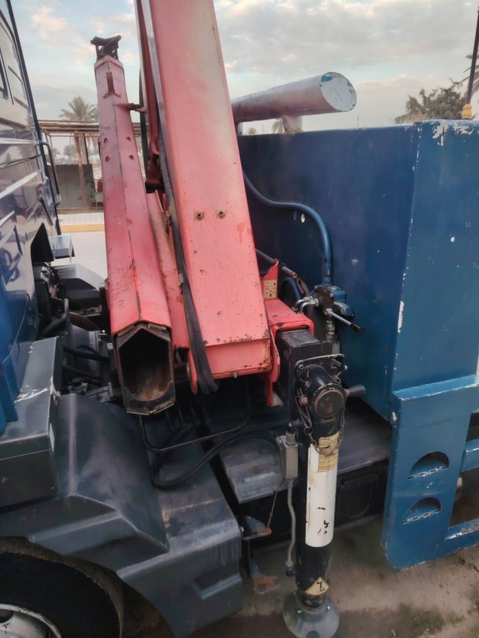 السلام عليكم 
للبيع جهاز فاسي
3طن سلايت واحد 
مكفول من كسر  وفطر 
مشتغل شي قليل
للاستفسار
***********
***********
