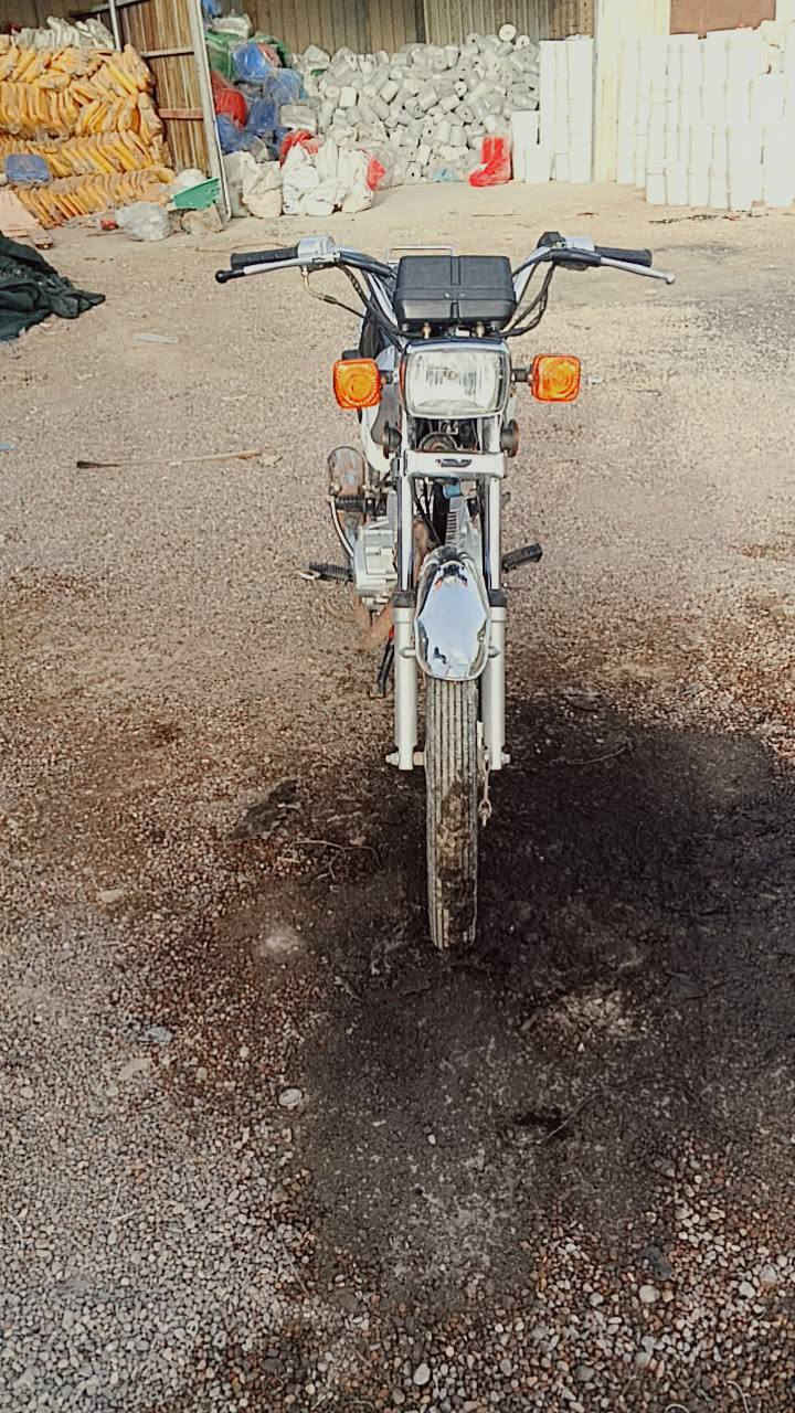 السلام عليكم
دراجه نامه موديل 25 اوراق اصول الكهربائية كله شغال دراجه حبوه ونضيفه مكان الدراجه حله السياحي السعر 650وبيها مجال حك الجيه***********
