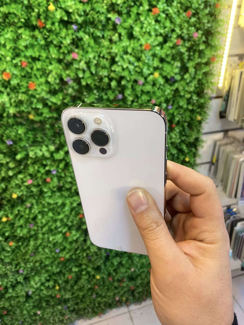 ايفون13بروماكس ذاكره 128 بطاريه83بلاديه مكفول وتربروف
جهاز بي ضمان مكفول من فتح وتبديل نضافه الف بلميه لوك

السعر 600 الف قفل بالعافيه علياخذه سعره حلو ونضيف

عنوان المحل بغداد شارع حيفا قرب مقهى بيروتي مقابل نادي الزوراء الرياضي اسم المحل بربر فون

***********
***********
