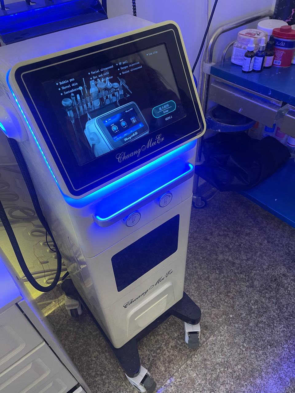 جهاز هايدروفشل مع جهاز ليزر مع جهاز الاوكسجينو للبيع العنوان الشالجيه قرب نادي الزوراء ***********
